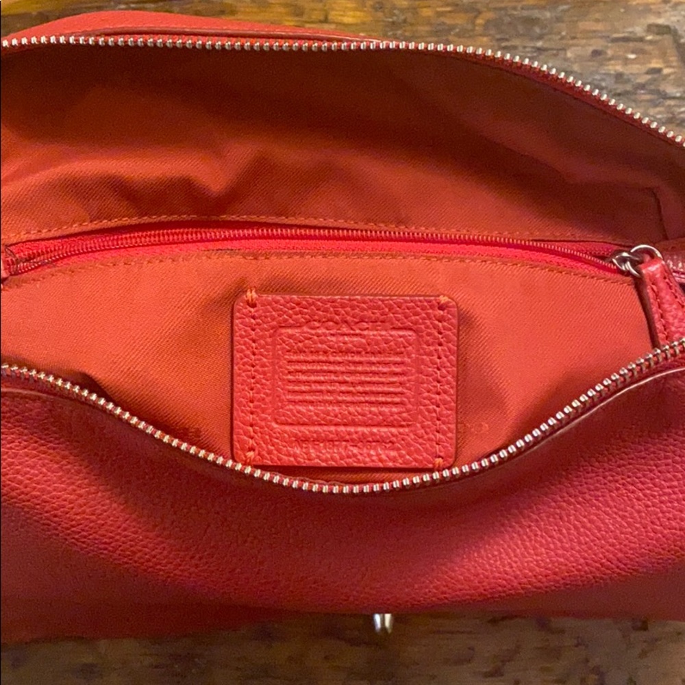 👜👜Red Coach Purse - Picture 3 of 7